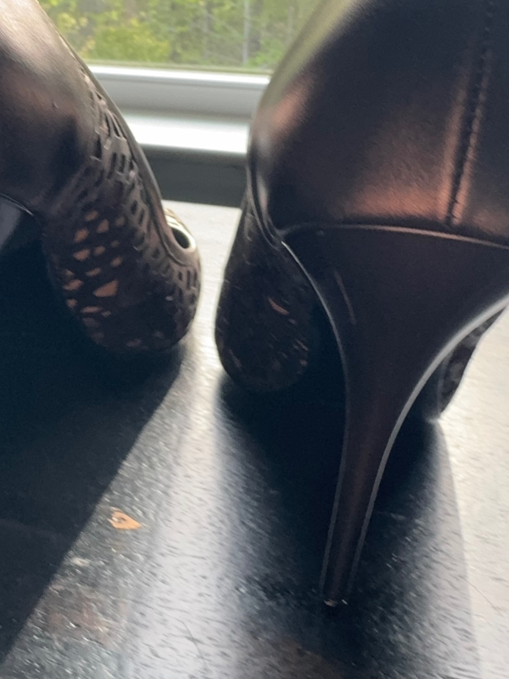 Burberry  Nova Broderie Anglaise Pump - Picture 6 of 7